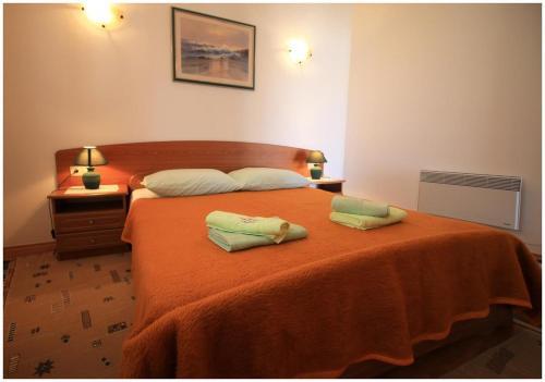 Apartments By The Sea Rogoznica - 1089