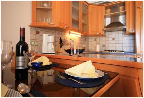 Apartments By The Sea Rogoznica - 1089