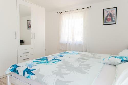 Apartamentos Ella