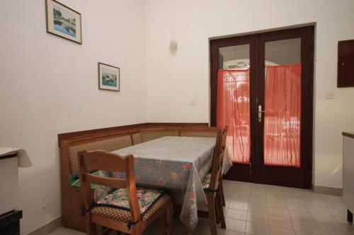 Apartments By The Sea Rogoznica - 7556