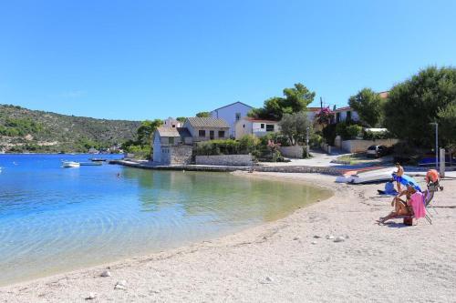 Apartments By The Sea Rogoznica - 7556