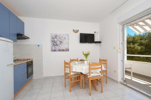 Apartments By The Sea Rogoznica - 15249