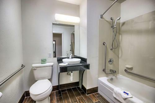 Motel 6 Columbus West