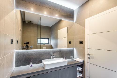 Neue Villa Skyline, Strand Und Zentrumn�he