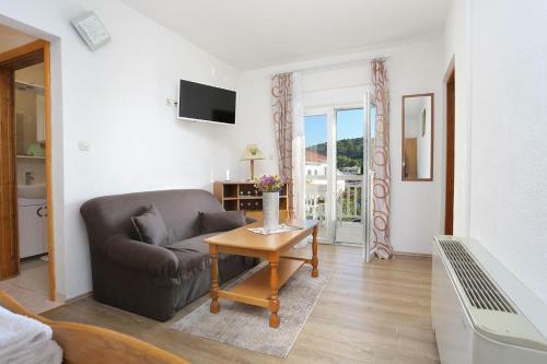 Apartments By The Sea Rogoznica - 4162