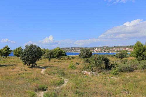 Apartments By The Sea Rogoznica - 4162
