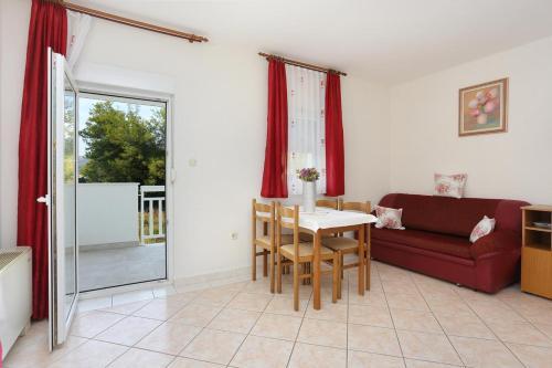 Apartments By The Sea Rogoznica - 4162