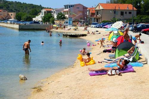 Apartments By The Sea Rogoznica - 4162