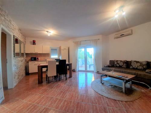 Apartmani Angela