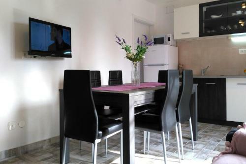 Apartments By The Sea Sumartin, Brac - 2938