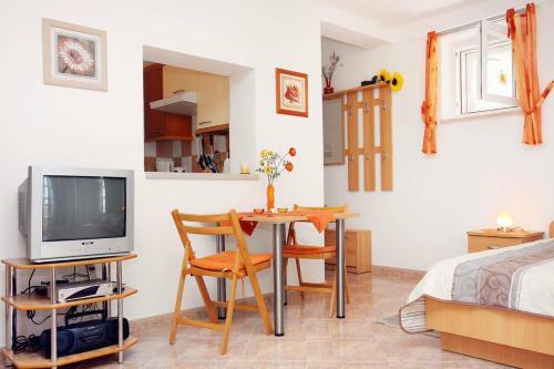 Apartments By The Sea Sumartin, Brac - 4803