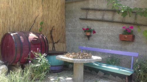 Hostal Guesthouse Familija Tariba