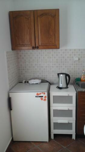 Hostal Guesthouse Familija Tariba