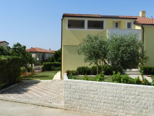 Apartment Thea