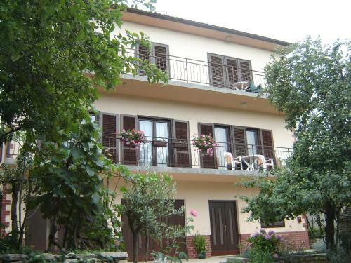 Apartments Grgorini?