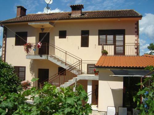Apartments Grgorini?