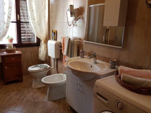 Noemi City Apartments