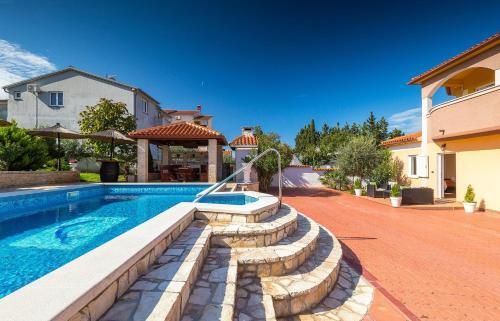 Villa Family House Seamare I