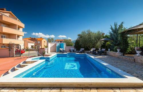 Villa Family House Seamare I