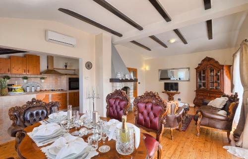Villa Family House Seamare I