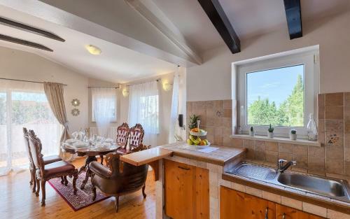 Villa Family House Seamare I