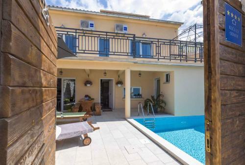 Holiday Home In Tribalj 39392