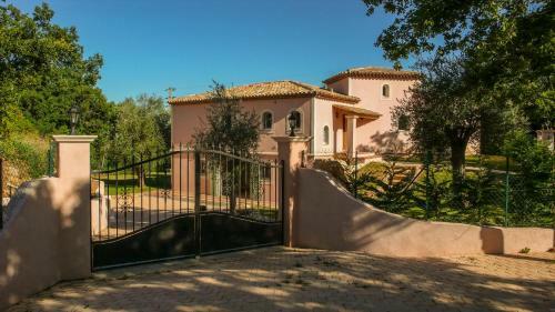 Villa Floralis