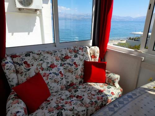 'mila By The Sea' Apartment
