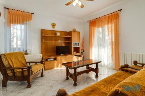 Apartment Sankovic With A Private Pool