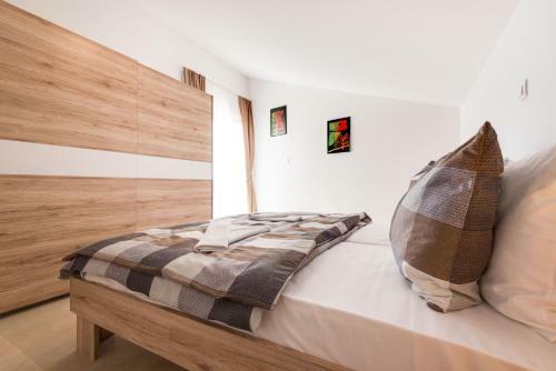 Apartamentos Croatica Suites Podsolarsko