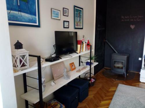 Good Vibes Apartment