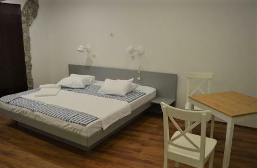 Vicencin Place Downtown Studio Apartments