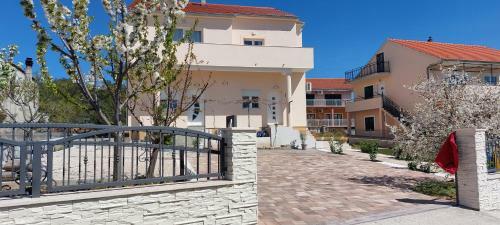 Apartment Angela