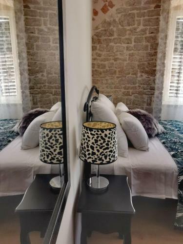 Hostal L&l Rooms Royal