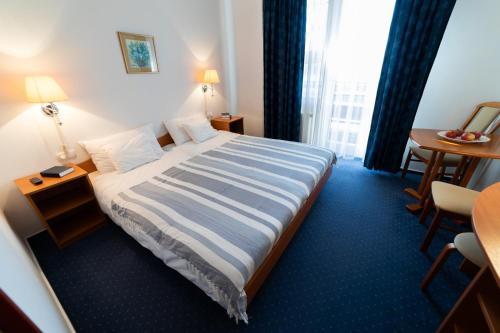 Janette Hotel