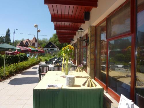 Janette Hotel