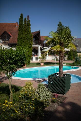 Janette Hotel