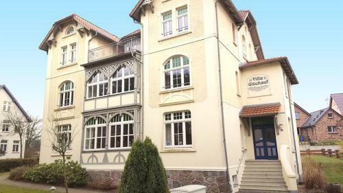Apartamento Appartement Villa Gl�ckauf K�hlungsborn