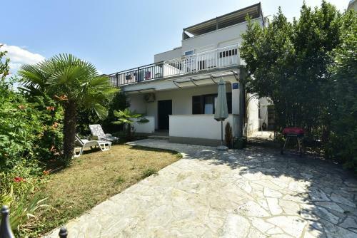 Apartment Laurus