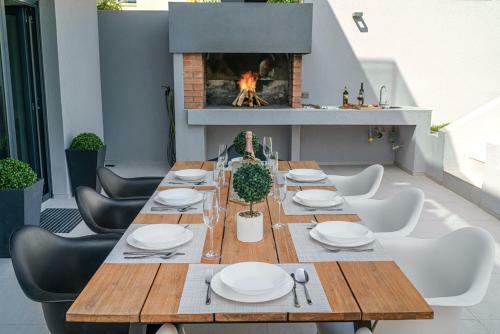 Villa Gray