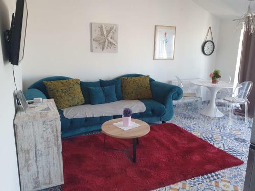 Hostal Muring Apartments