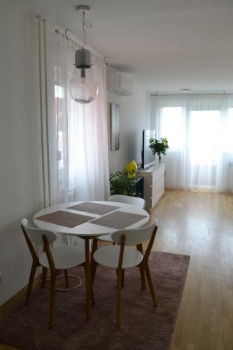 Apartamentos Fly Inn