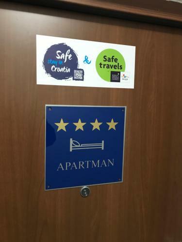 Apartamentos Fly Inn