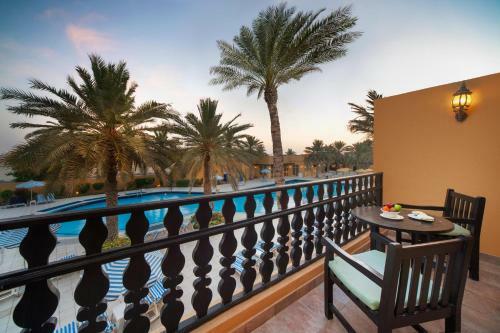 Hotel Al Hamra Village Golf And Beach Resort