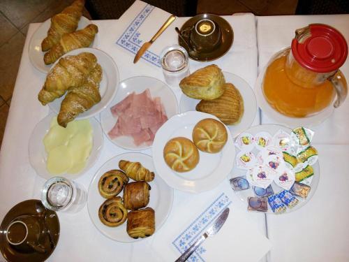 Hostal Luconi Affittacamere