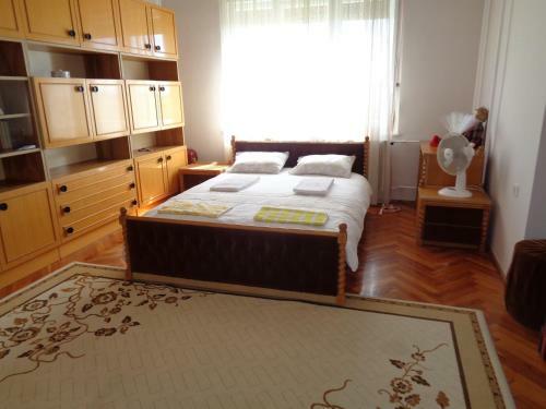 Kata Apartment