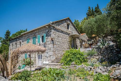 Nera Etwa House