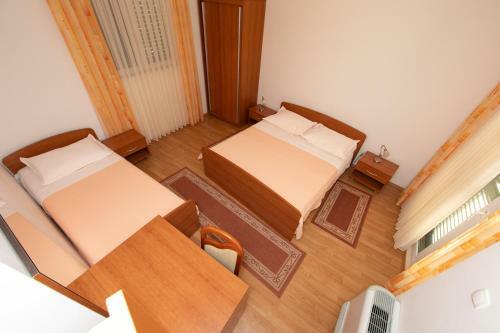 Hostal Apartmani Biser