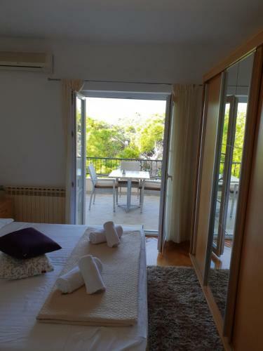 Hostal Guesthouse Marina
