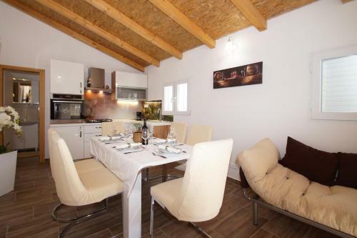 Eco Friendly Cottage Maja